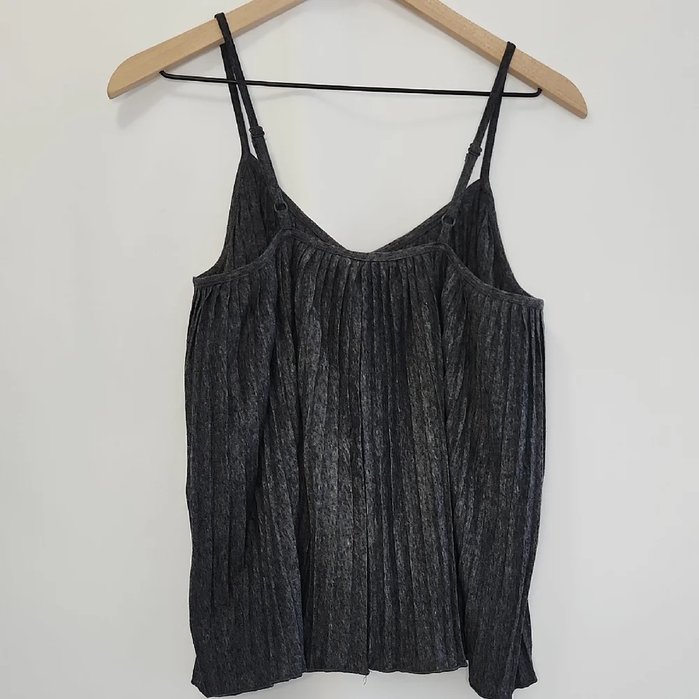 Banana Republic Charcoal Pleated Women's Top Size Small